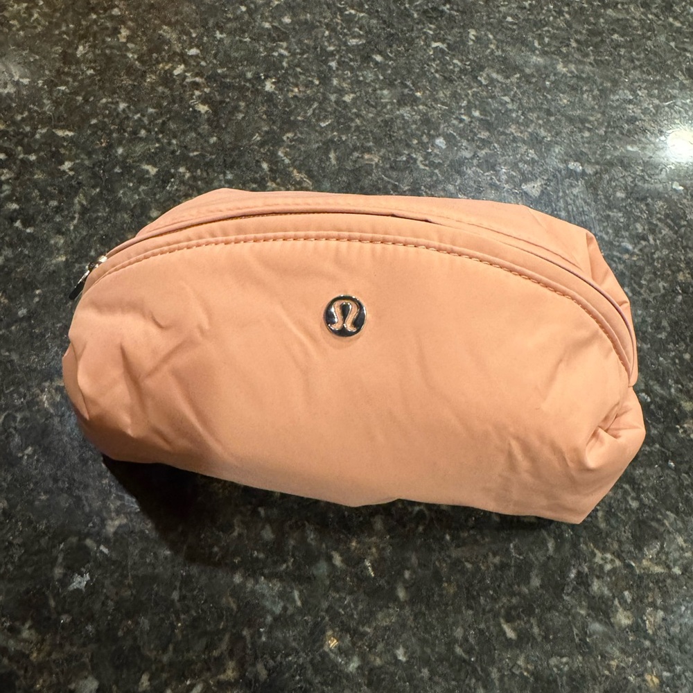 Lululemon Feeling Ready Pouch - light pink, NEW WITH TAGS